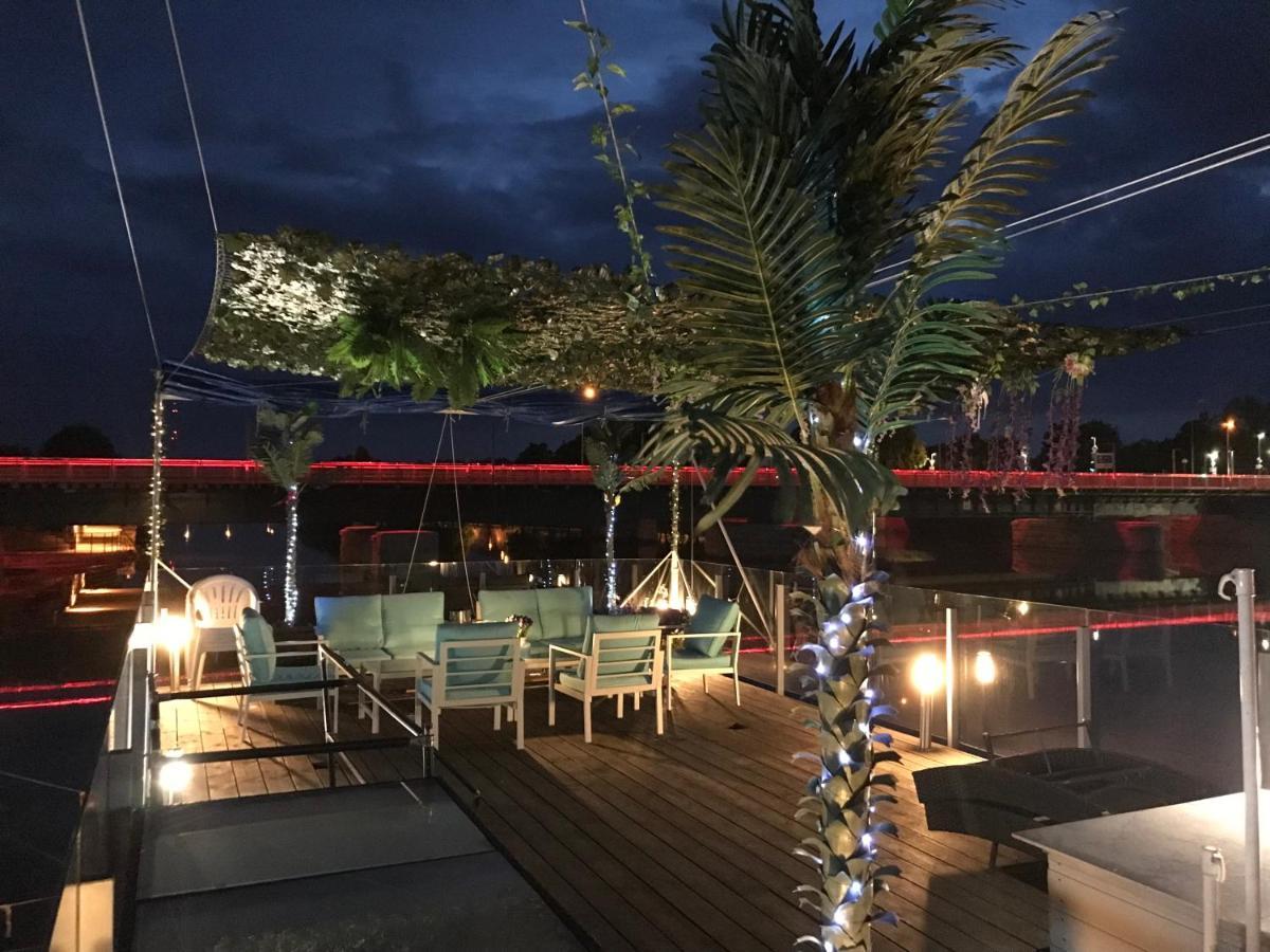 فندق Houseboat On The Water لييبايا المظهر الخارجي الصورة