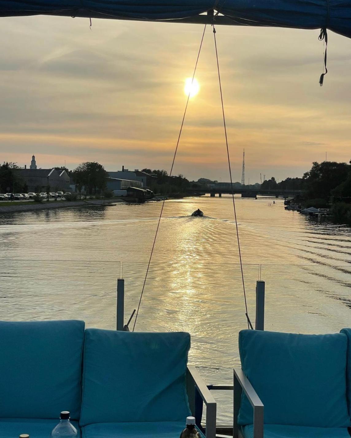 فندق Houseboat On The Water لييبايا المظهر الخارجي الصورة