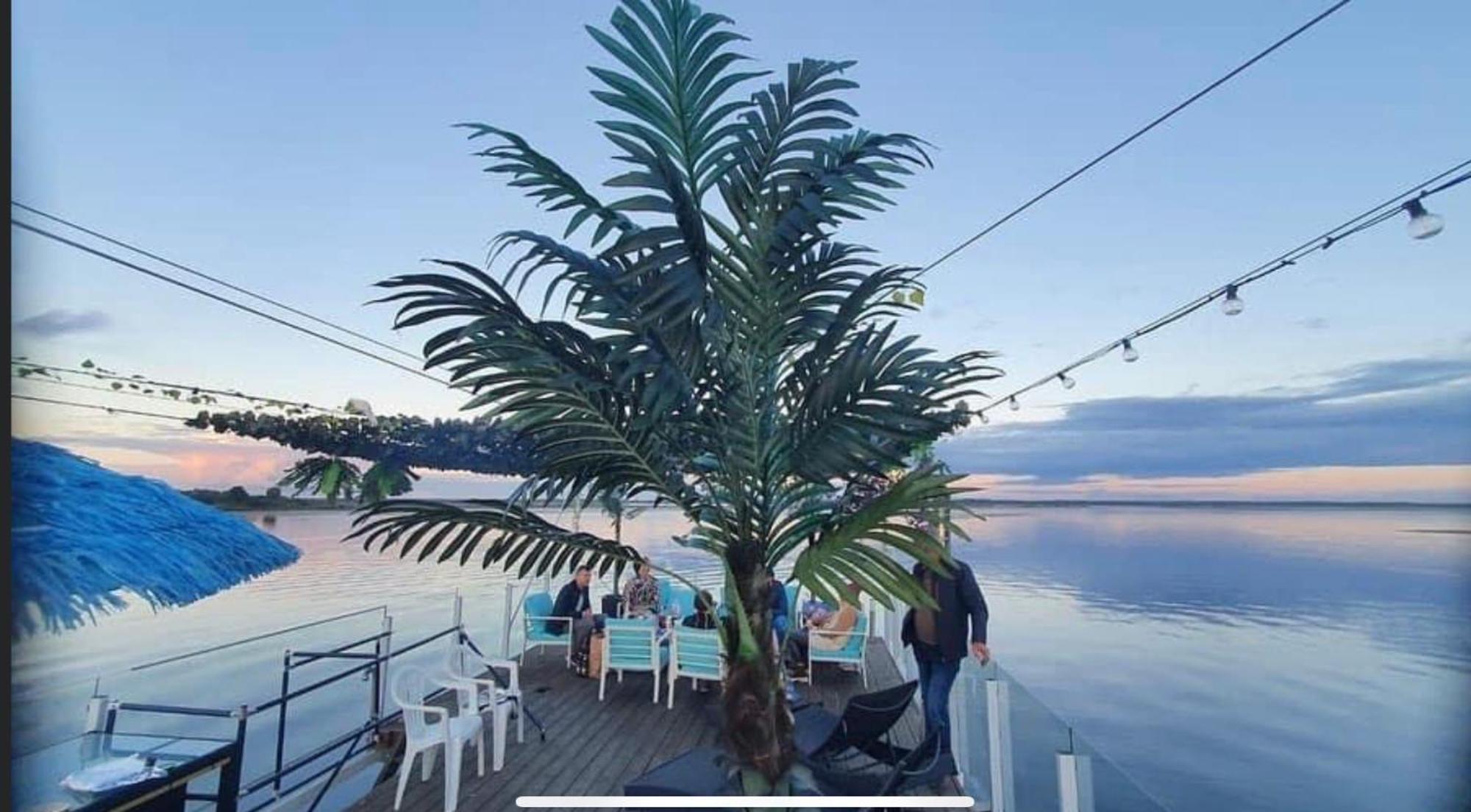 فندق Houseboat On The Water لييبايا المظهر الخارجي الصورة